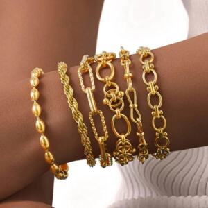 Women’s Chunky Gold Link Bracelet Stainless Steel Waterproof Layering Wristband